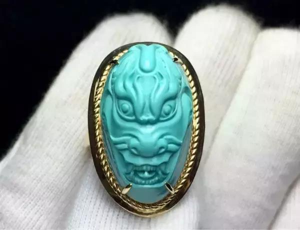 竹山浅绿色松石,竹山县的绿松是真的吗