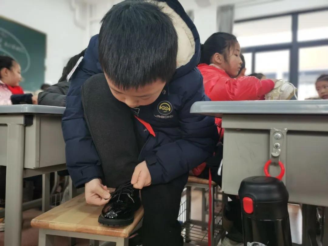 巧手系鞋带手工制作图片,巧手系鞋带活动心得