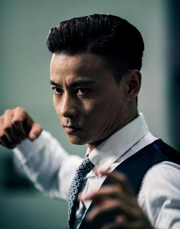 行走的荷尔蒙,这6位越老越有味,大胡茬克制又霸道,气质太绝了