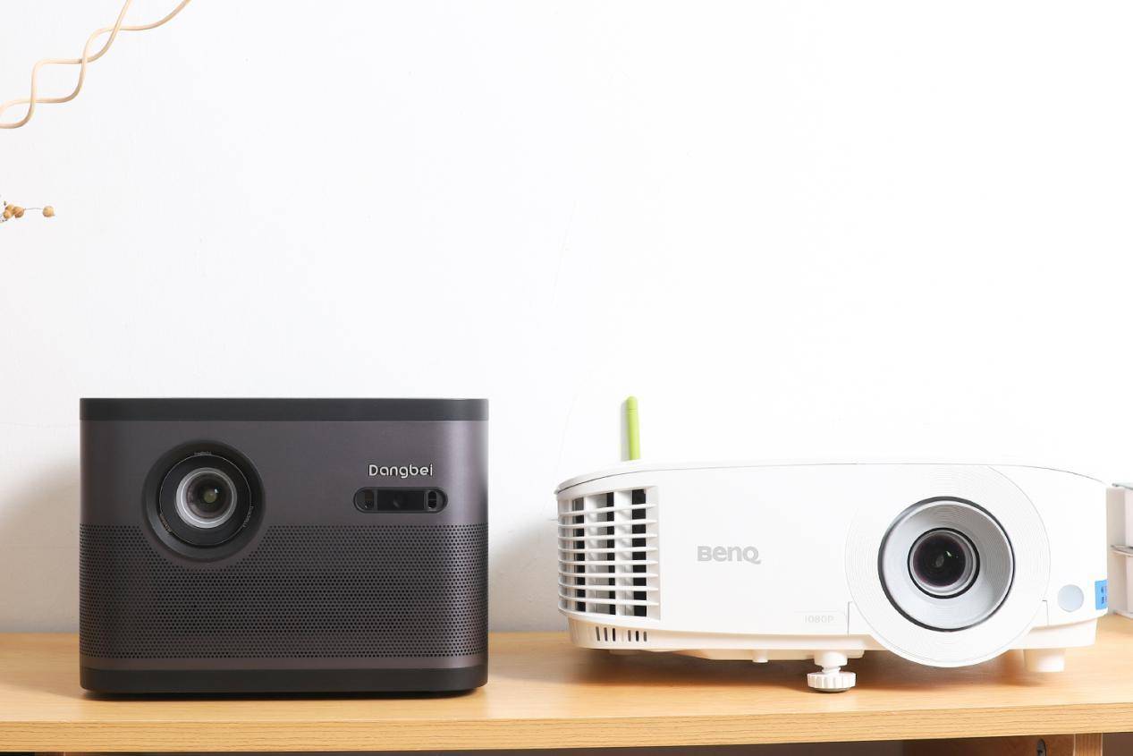 萌新扫盲贴：家用投影仪与商务投影仪的区别在那，别傻傻分不清