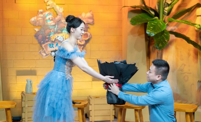 炉石传说春哥最新视频,炉石春哥求婚视频现开赛