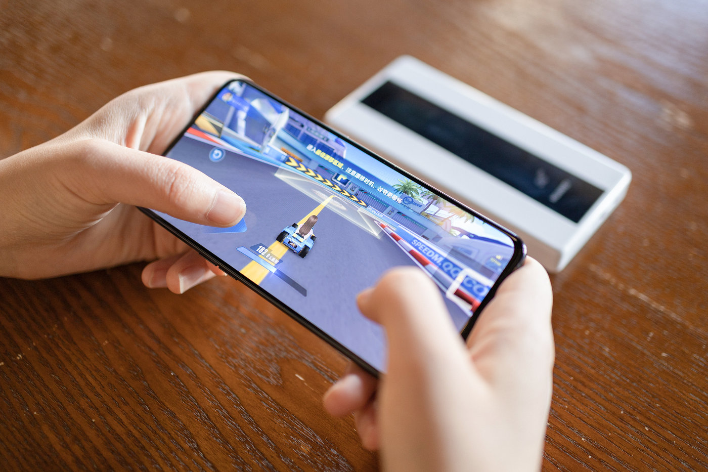 华为5g可移动wifi,华为5g随行wifi测评