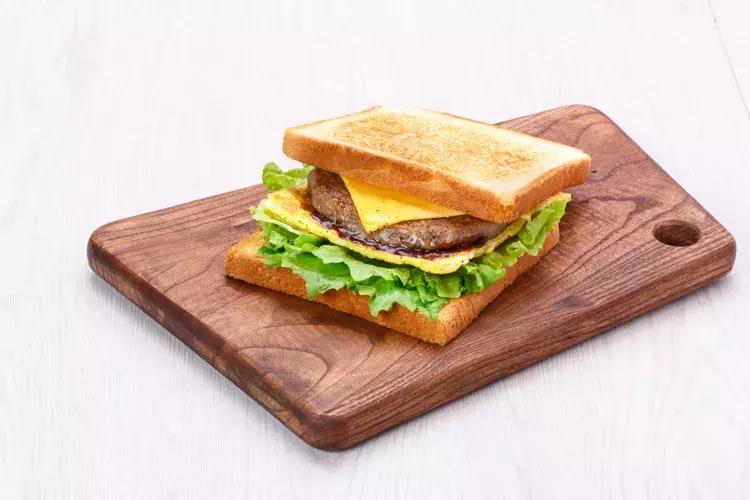 中国煎饼王：4年开100家店，煎饼市场里挖掘高利润！