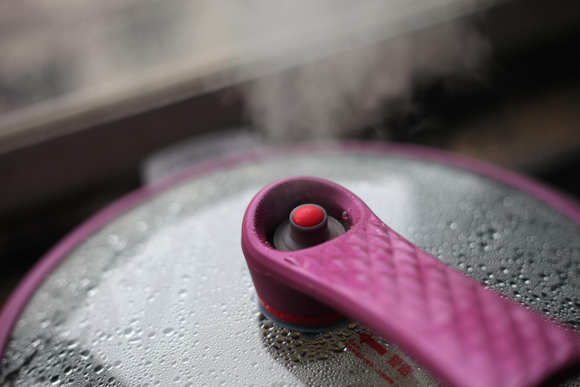 走近氪学|粘锅退款!打死都不粘的不粘锅?