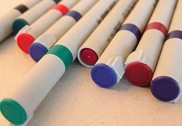 为什么自己买不上去新鲜的画材,廉价画材