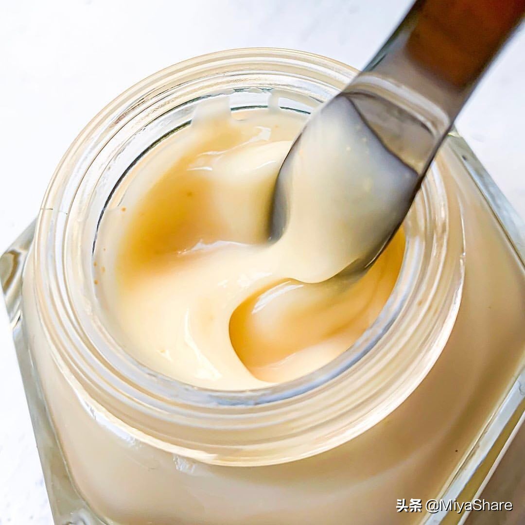 雅诗兰黛混油皮面霜测评,粉霜推荐公认好用第一名雅诗兰黛