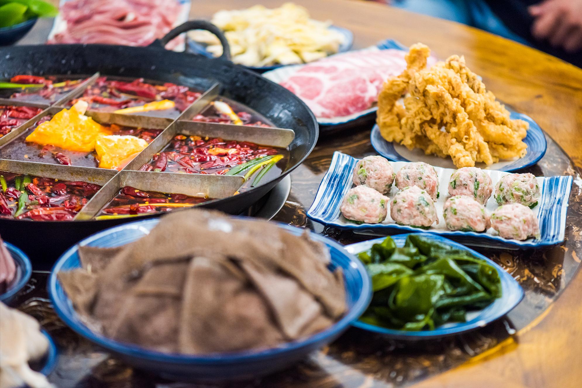 采收“夫妻创业”！小餐饮将会正遭到“野蛮人侵略”