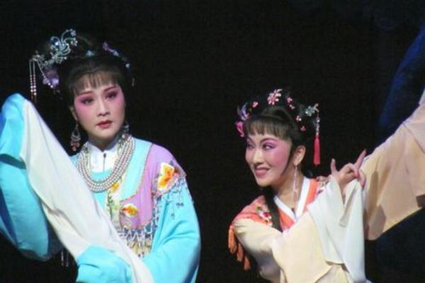 从《莺莺传》到董《西厢》,再到王《西厢》,经过了怎样的演变?