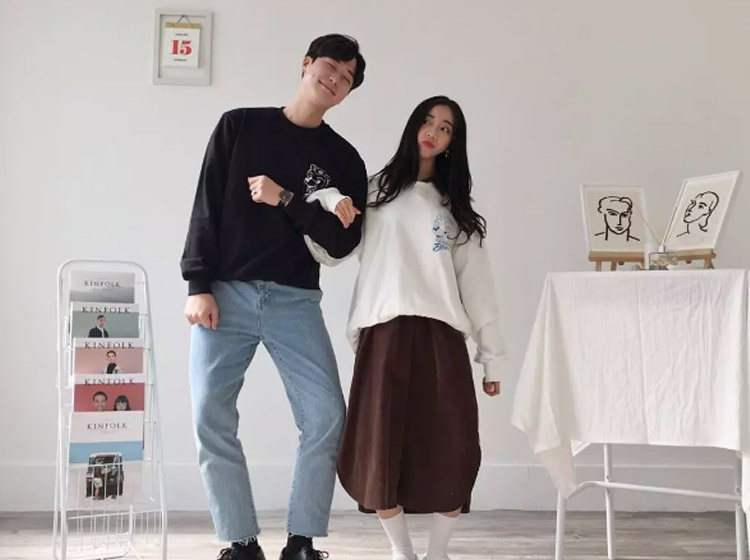 情侣怎么穿情侣装才好看,想穿情侣装又不知道怎么搭配