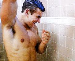 夏可叔叔扒面霜欧莱雅,夏可叔叔扒雪花秀