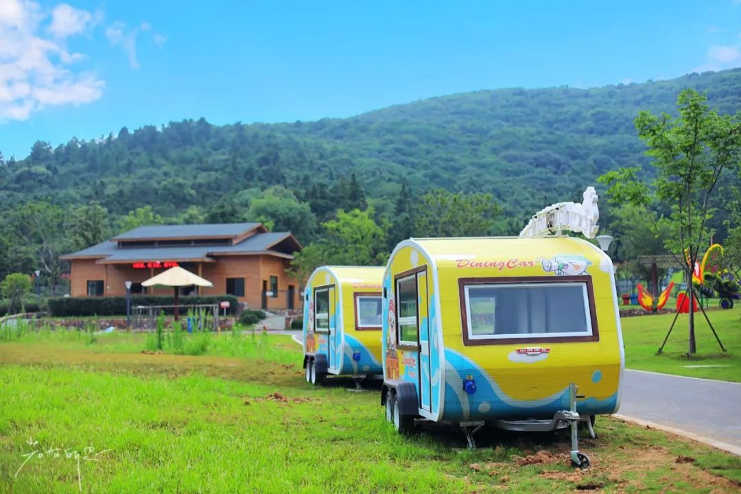 房车露营旅行推荐,自驾出游露营野炊房车营地