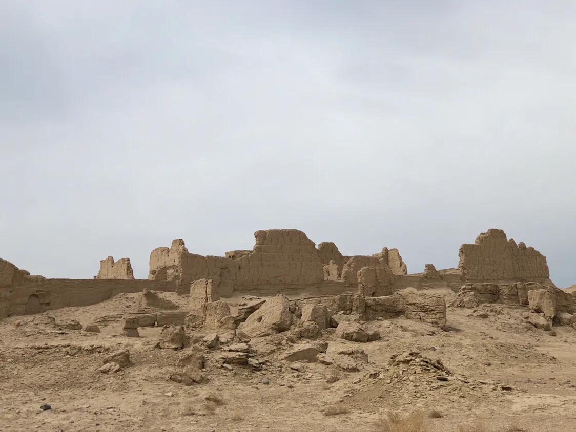 占中国六分之一地盘的*疆新**，12个5A景区N个世界遗产你走过多少？