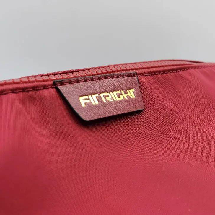 今年特别流行尼龙包 (今年流行的尼龙包包)