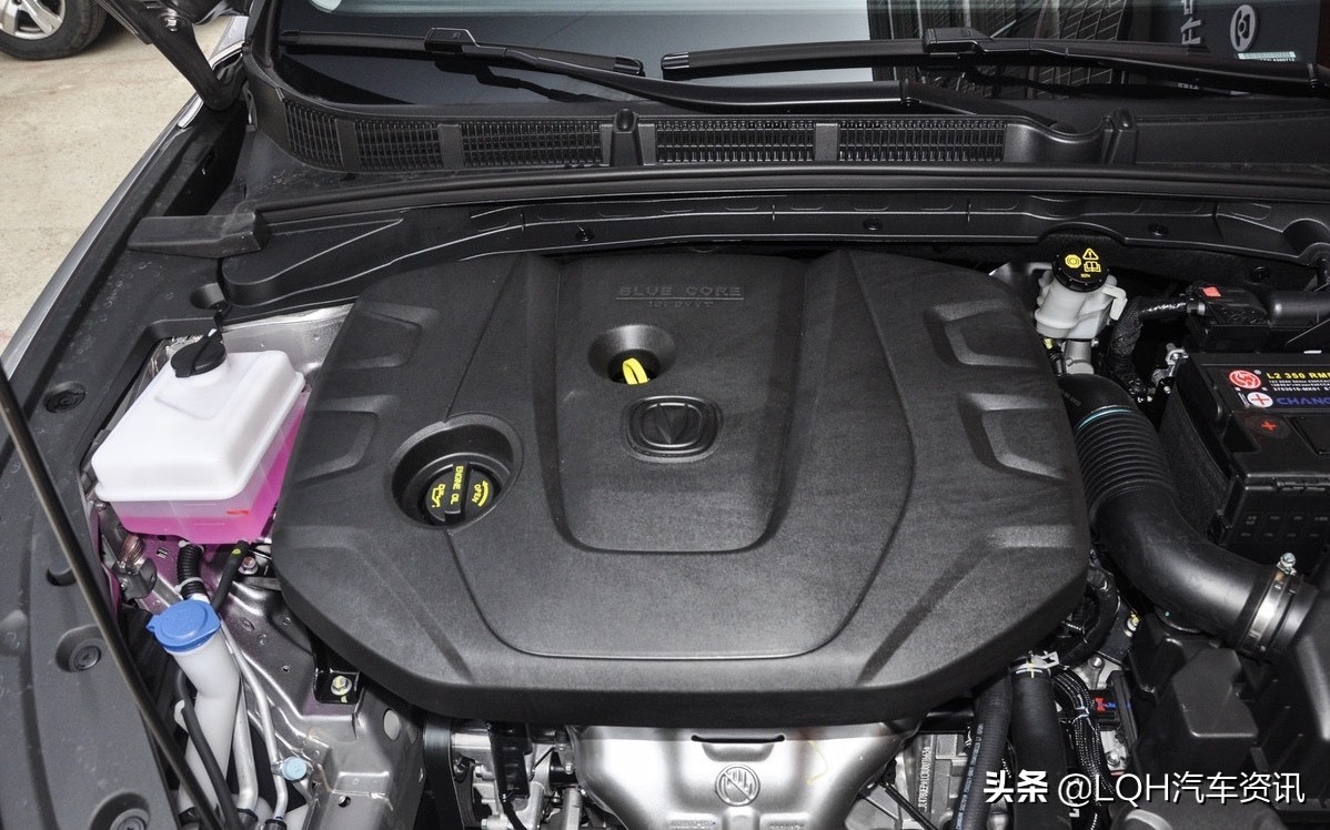 长安逸动plus与英朗对比,长安逸动plus和英朗哪个更值得买