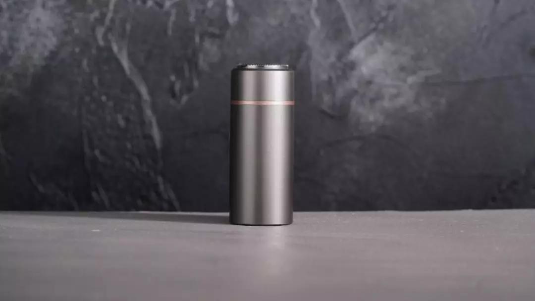 削铁如泥剃须刀,巴掌大的剃须刀你用过吗