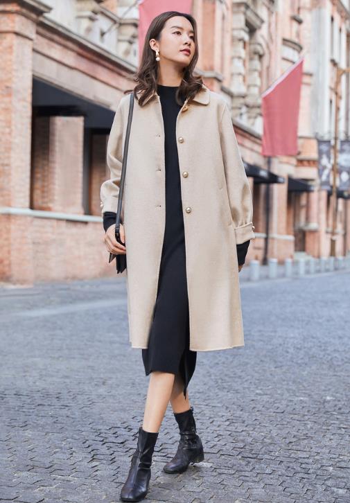 冬季最火穿搭秘籍：毛呢大衣搭针织连衣裙，让你秒变韩剧女主角