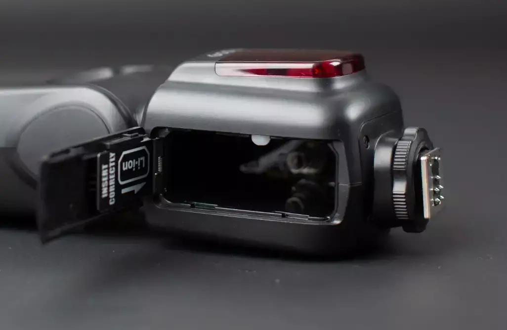 神牛v860二代实拍效果,神牛v860ii和iii对比