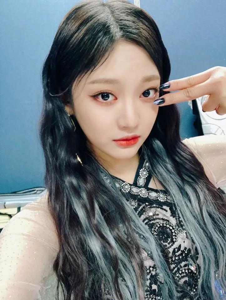 2021什么发色最显白减龄,在家染发色2021年最火发色显白