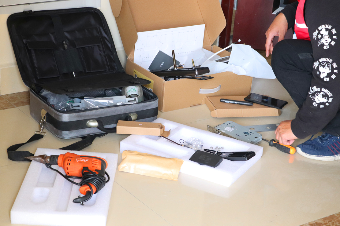 tcl智能门锁k7j怎么使用,tclk7j智能门锁如何调整锁舌