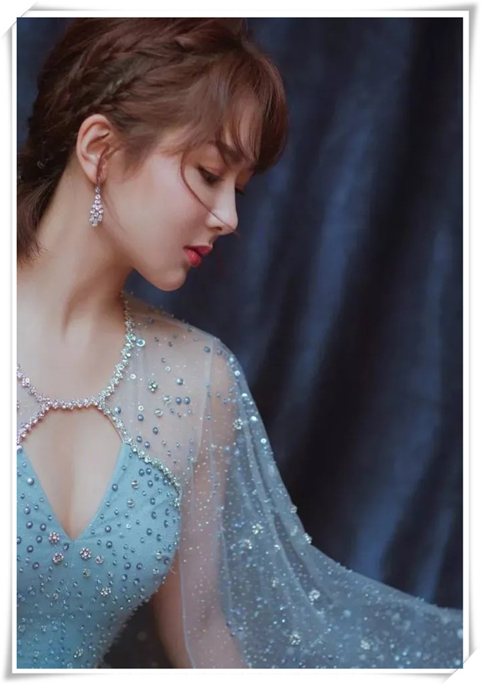 半披发编发教程减龄,可披可扎的中长编发