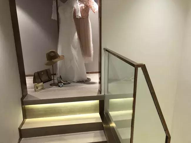 守着地铁口卖什么好卖,三四线城市的公寓为啥不好卖