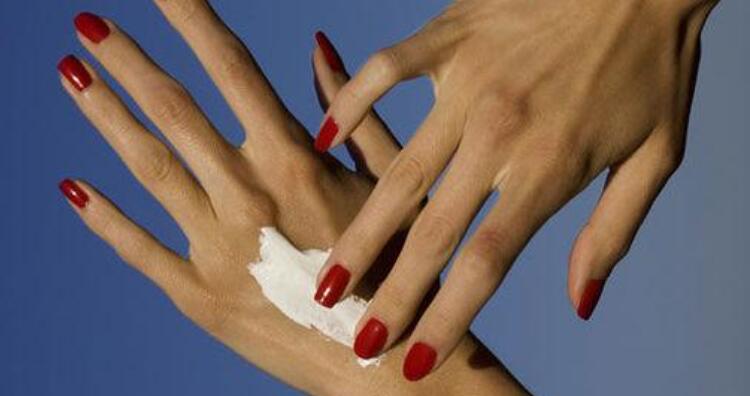 什么护手霜能让手变白变嫩,男人的手怎么变白变嫩