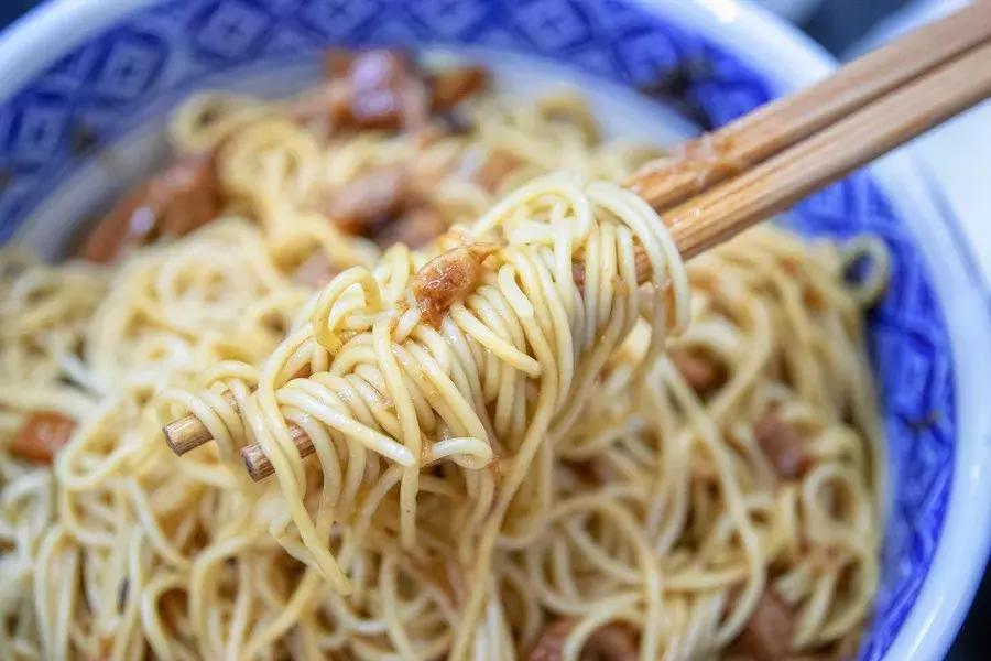 上海面馆沪西老弄堂地址,上海闸北区十大人气面馆