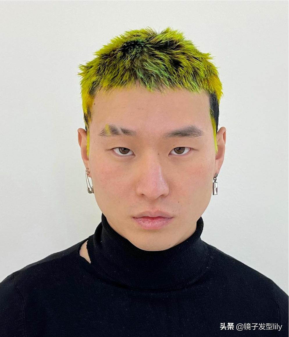 发型男2021流行发型修剪,发型男2020流行发型及剪法