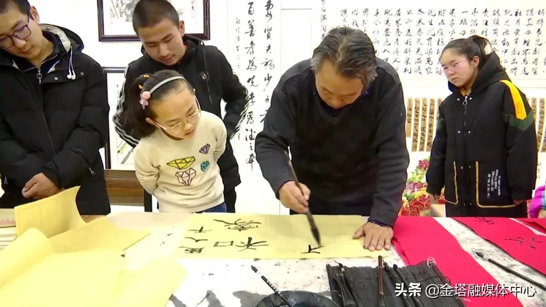 传统习俗过小年卡通视频,传统习俗过小年吃什么