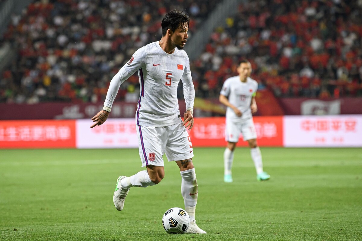 国足后防线有多厉害,国足后卫出现致命失误