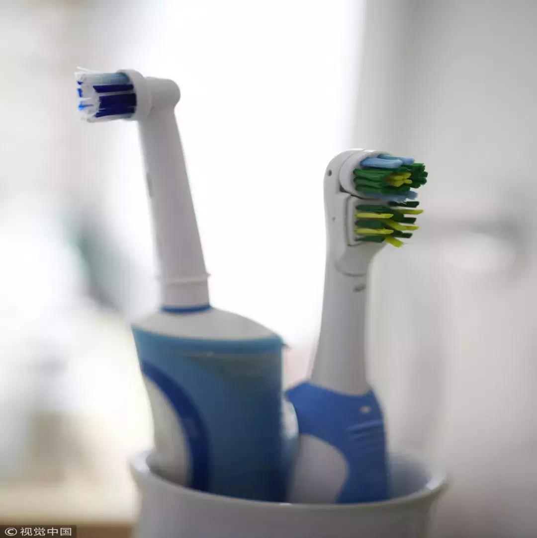 传统牙刷好还是电动牙刷好,电动牙刷vs普通牙刷到底有啥区别