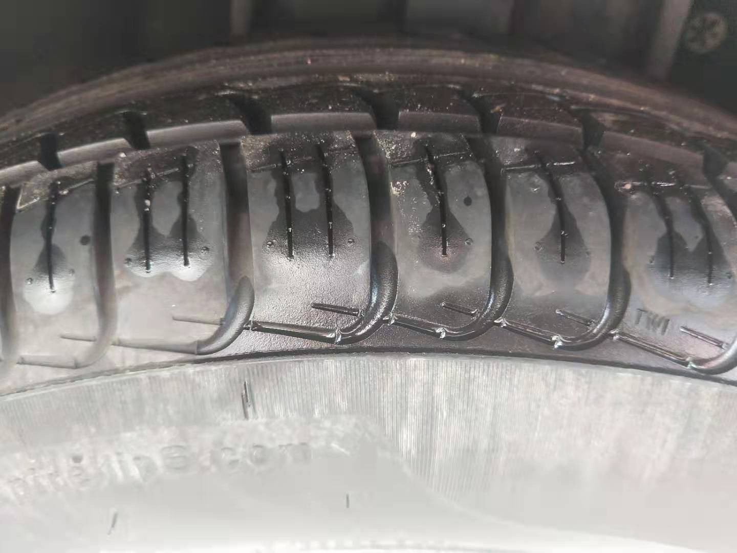 外观微瑕疵,外观有一点瑕疵属于质量问题吗