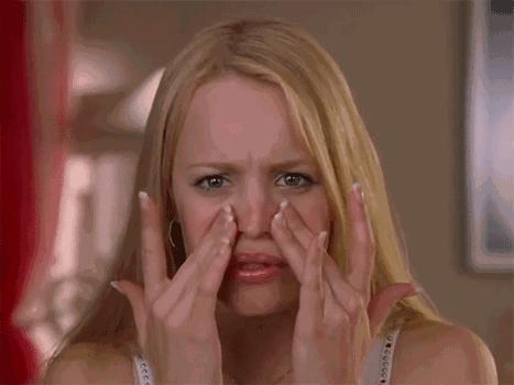 想要皮肤皱纹少这三个动作少不了,30岁出现了皱纹松弛可逆吗