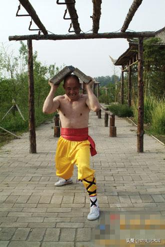 少林绝技铁头功,少林铁头功全过程