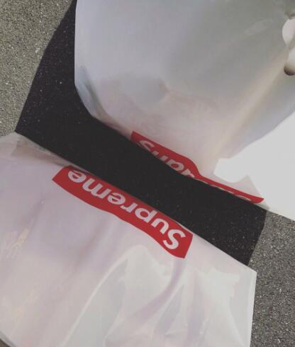 日本潮牌店supreme地址,潮牌supreme值得入手吗