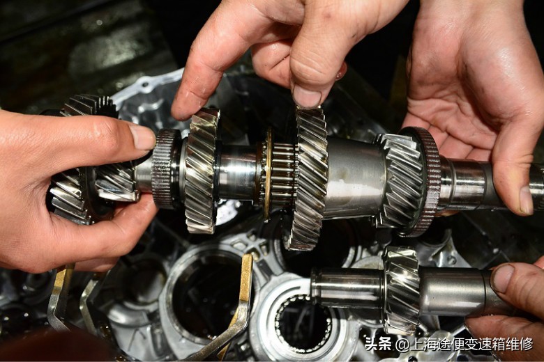 新款比亚迪唐变速箱维修,比亚迪唐变速器功能受限要咋办