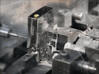 zippo打火机制造全过程,男生喜欢什么样的zippo打火机