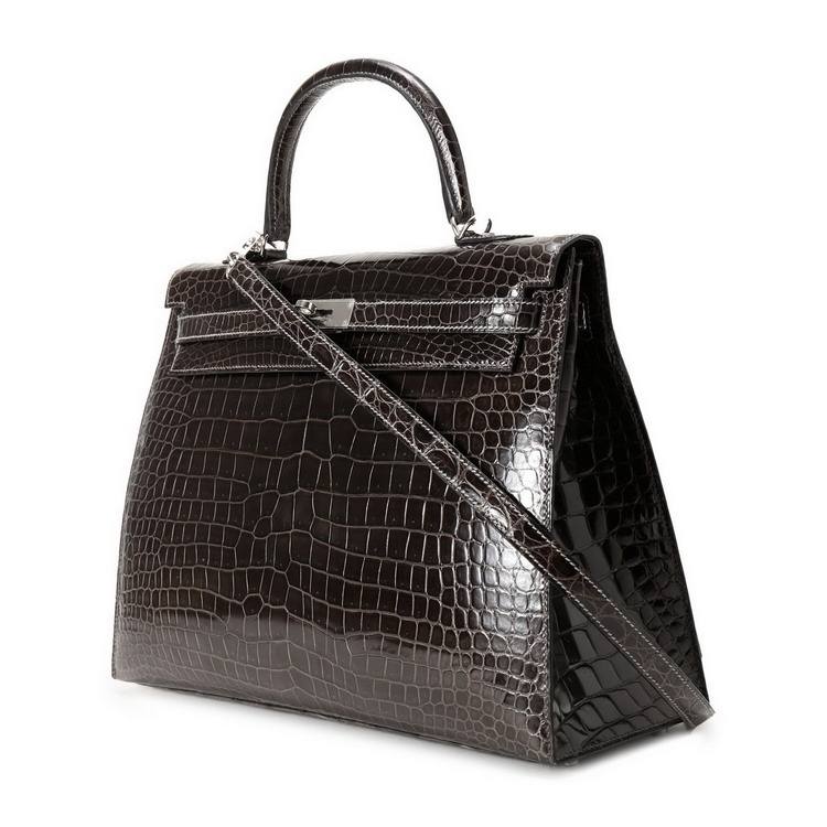 2018香港奢侈品销量,香港奢侈品零售何时才能复苏