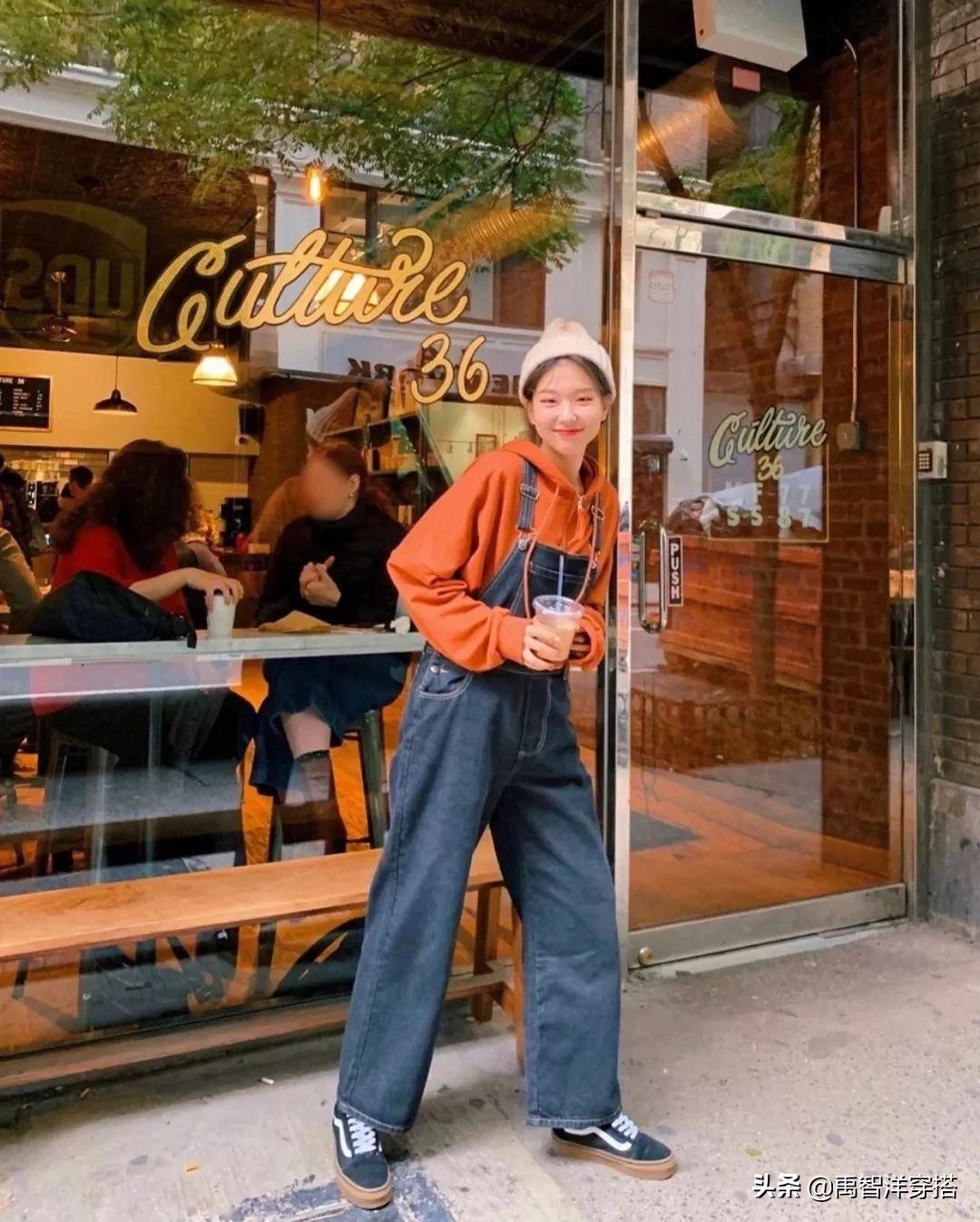 阔腿裤已经out了现在流行初恋裤,还在穿阔腿裤现在流行的是初恋裤