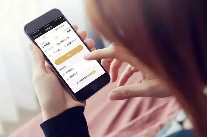 周末旅行机票怎么买最便宜,如何在旅行中省钱买到便宜的机票