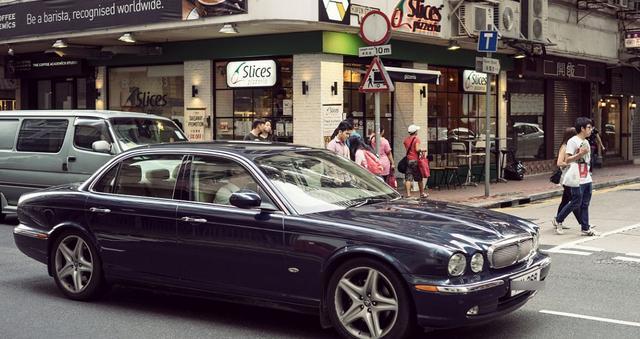 香港车干净原因,香港车很旧但很干净