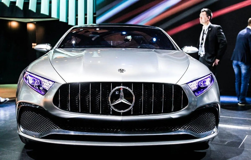 三十万的奔驰哪个好点,三十万的奔驰和凯美瑞