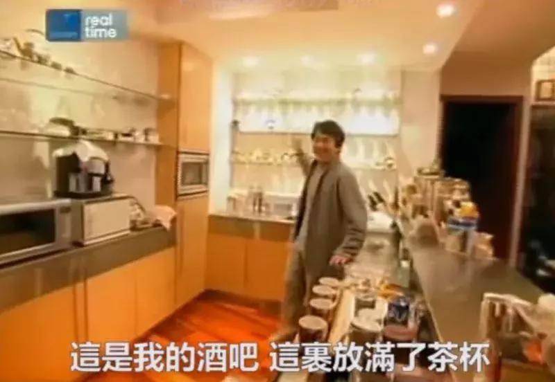 老佛爷的遗产真的由猫继承,老佛爷的所有家产最后留给了猫