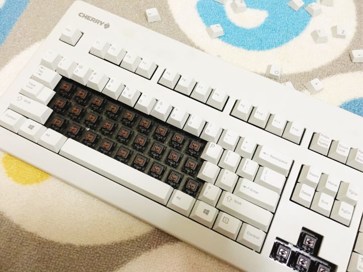 键盘脏了怎么清洗,键盘脏了清洗技巧