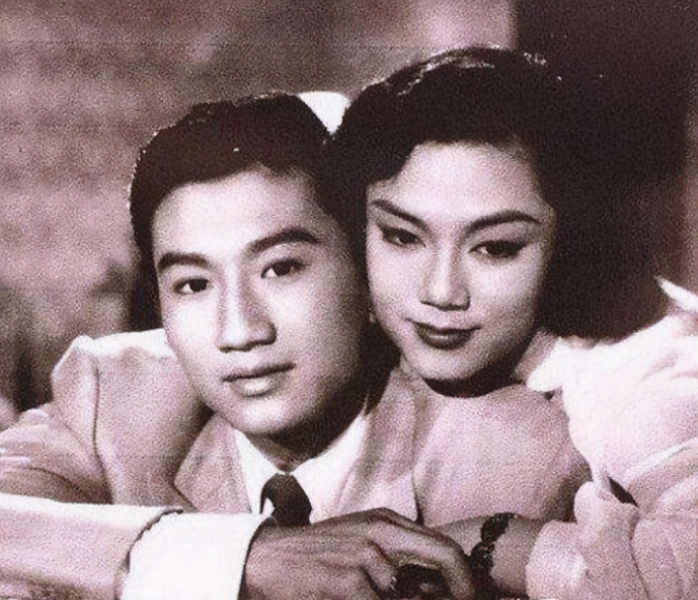 谢贤谈婚姻失败哽咽,谢贤有过几次婚姻