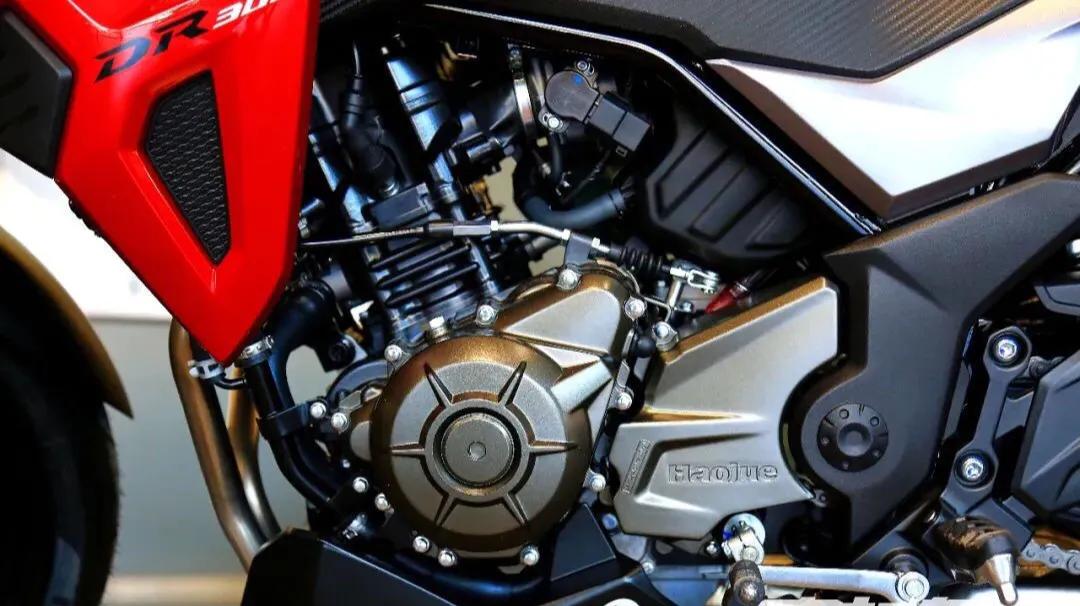 被吹上天的国产车,比豪爵dr300再好一个级别的车