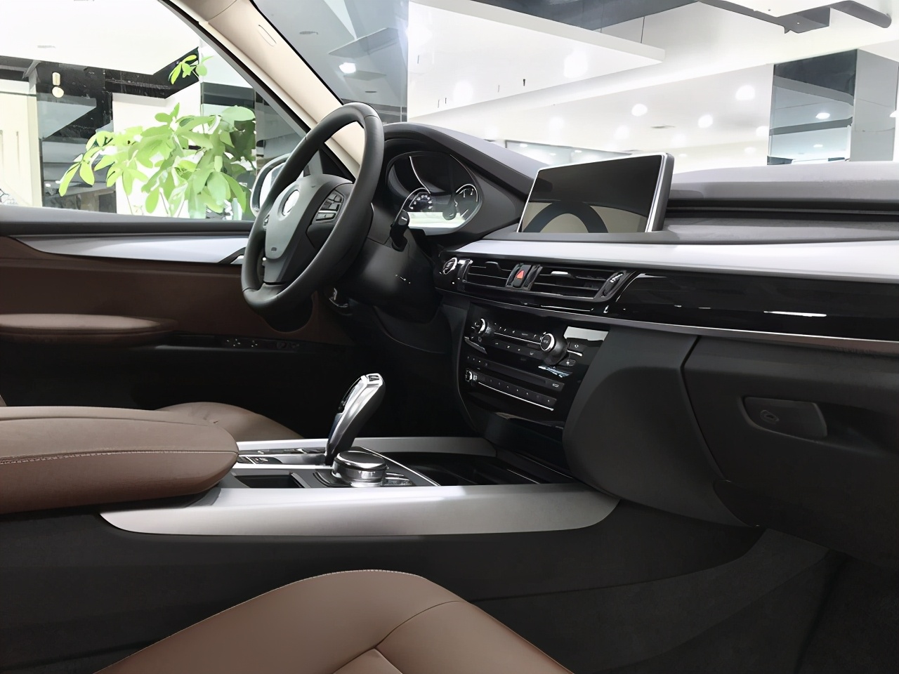 2019宝马x5和2019gle400平行进口,2.0t柴油宝马x5平行进口车价格