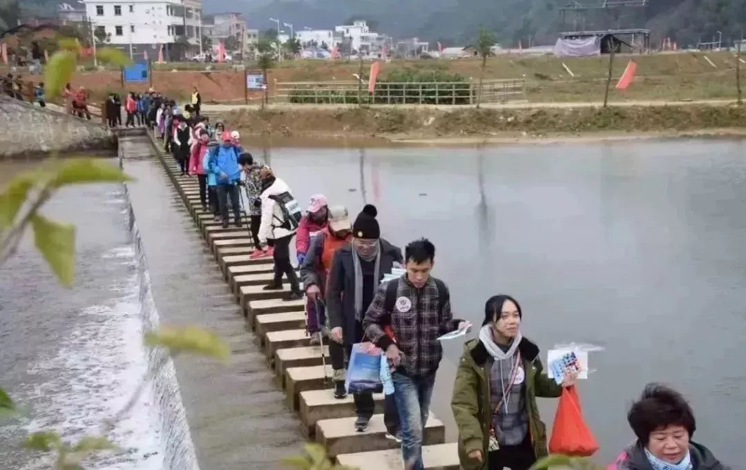 广东省徒步的好地方,广东哪里地方适合周末自驾游