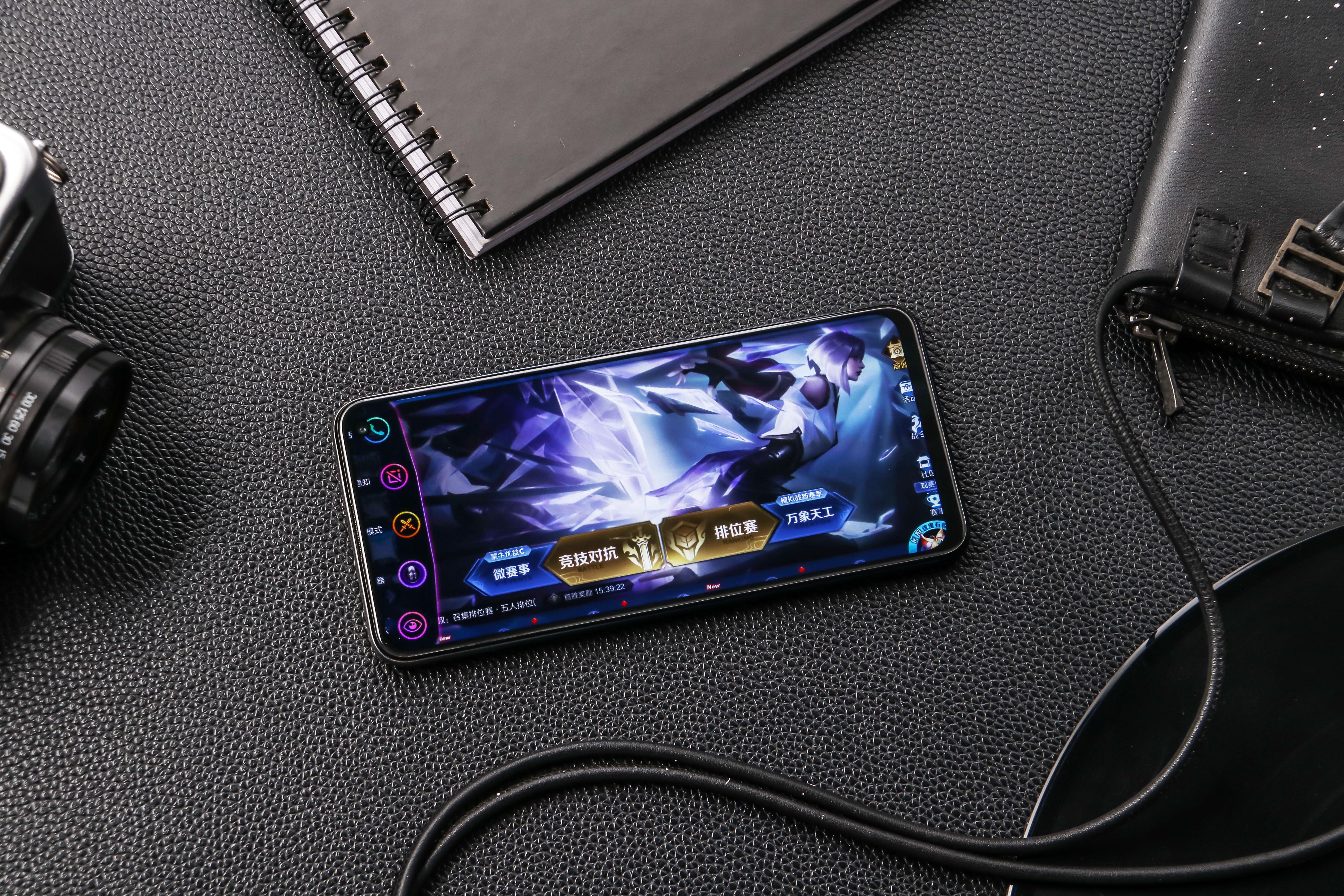 2700左右性价比高的手机,最便宜的全新骁龙865手机