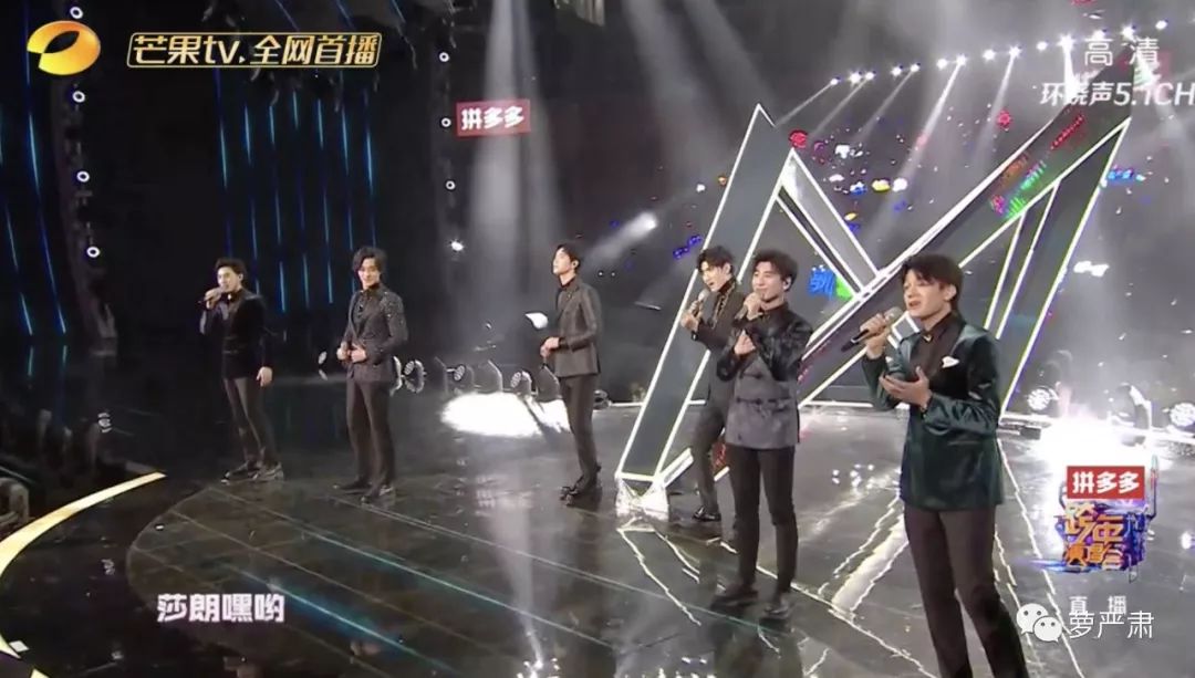 一开始我以为爱上了实力派,没想到他们还全是梗王